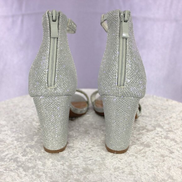 Top Moda Silver Glitter Ankle Strap Block Heel Sandals – Size 8(NWOB) - Picture 5 of 7